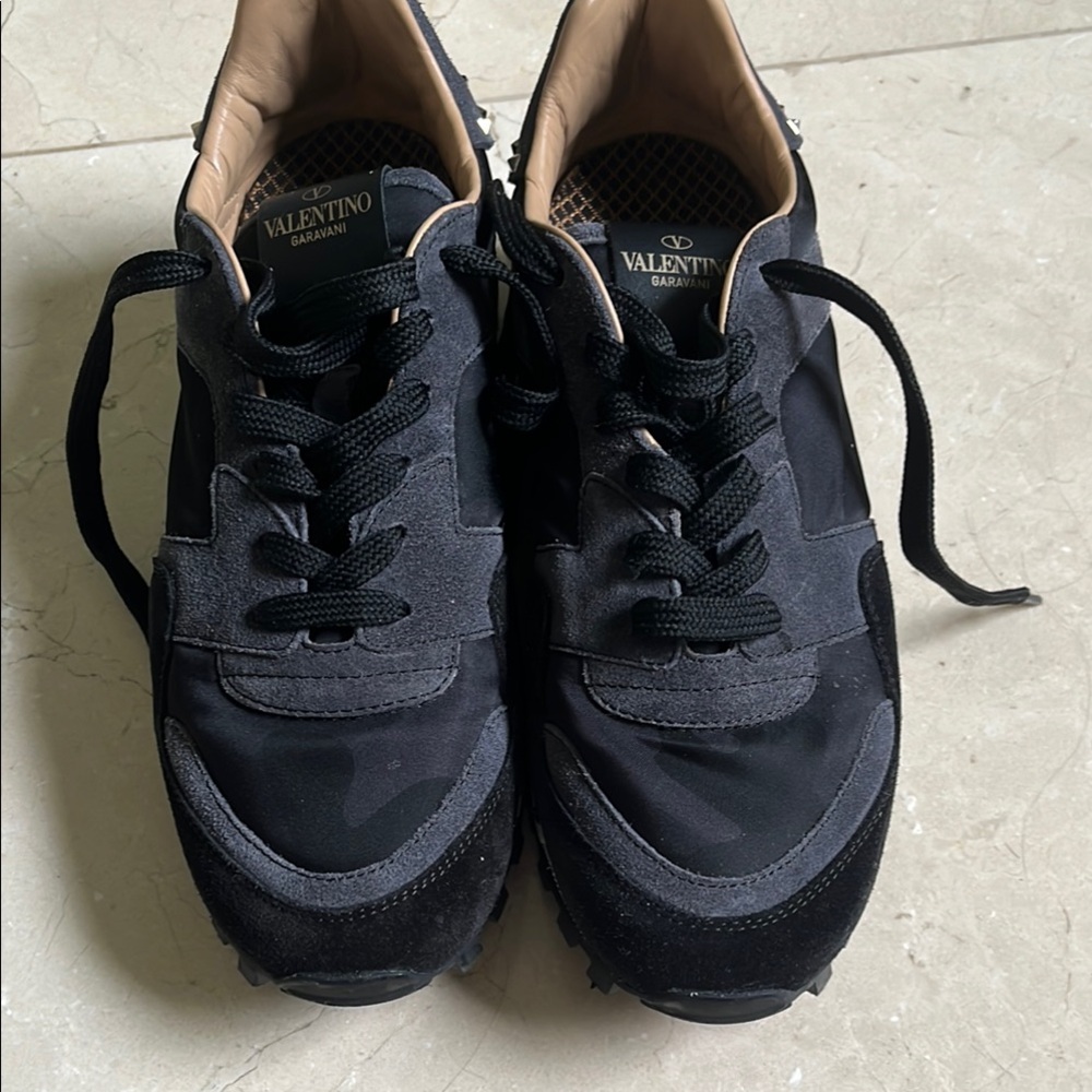 Valentino Garavani Men's Black and Tan Sneakers